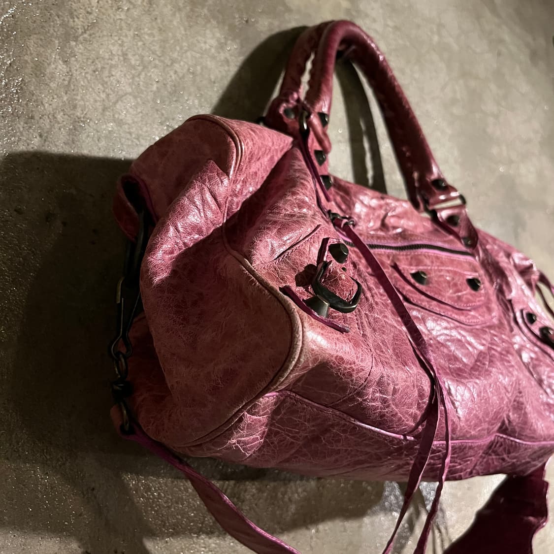 발렌시아가 모터백 상품이미지3