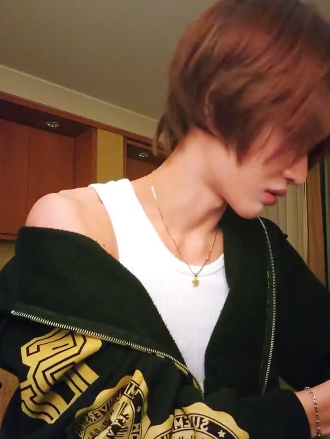 슈프림 후드집업 사이즈M (원빈 착용) 상품이미지6