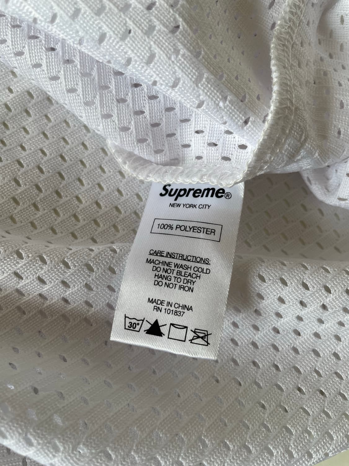 에스 Supreme 메쉬 반팔　B215 아디다스 신발 상품이미지6