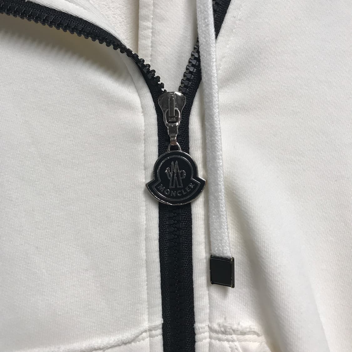몽클레어 후드 집업 화이트 S(W) 상품이미지4
