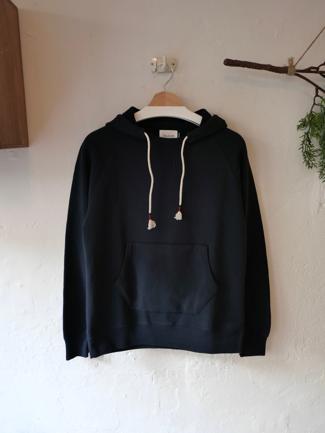 칼 오 라인 후드티 상품이미지2