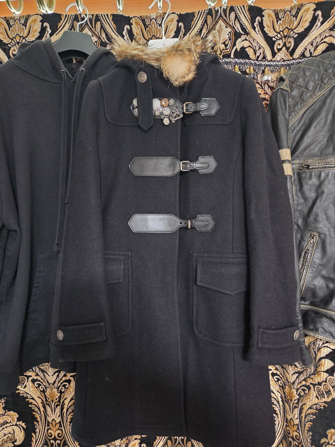 [정품 급매] 프라다 그라데이션 레더 퍼 후드  더플 코트 Xs 상품이미지1