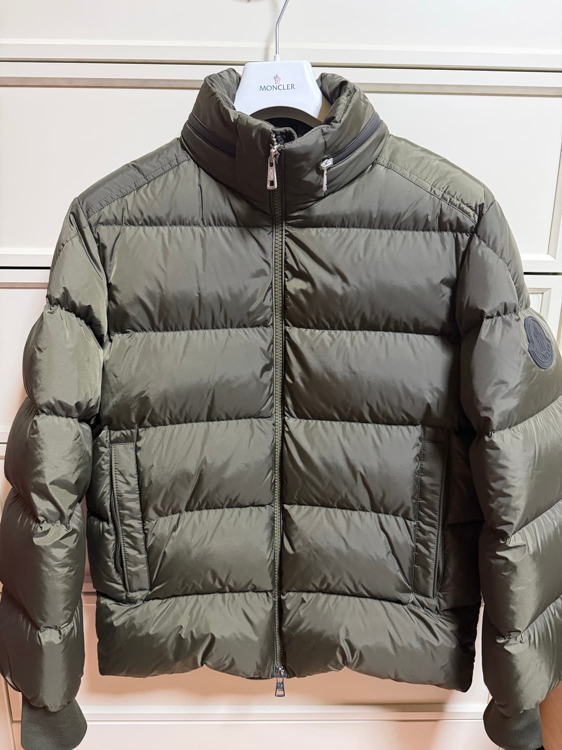 몽클레어 패딩 상품이미지1