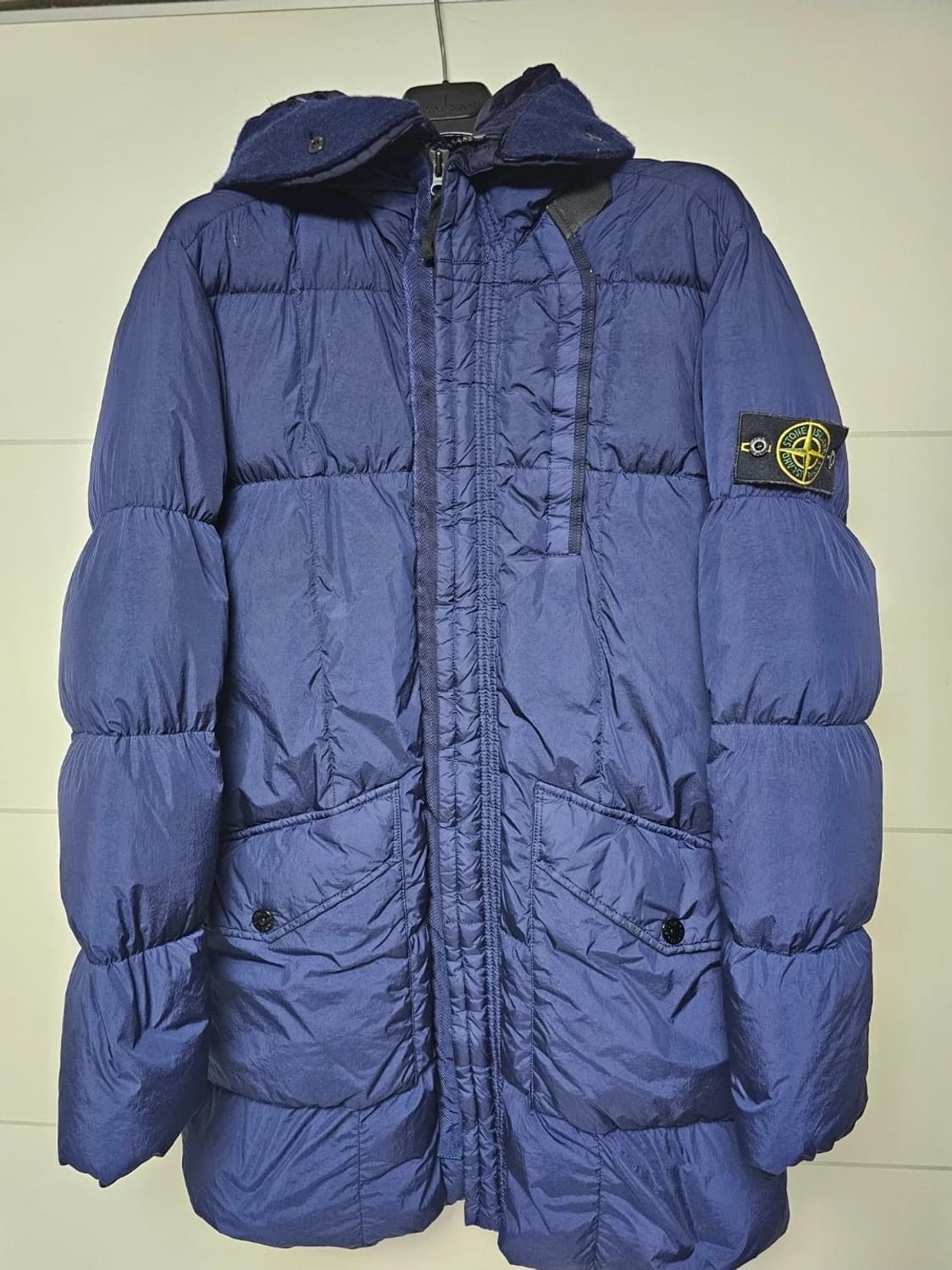 스톤아일랜드 크링클랩스 ny 롱패딩(M/100) 상품이미지1