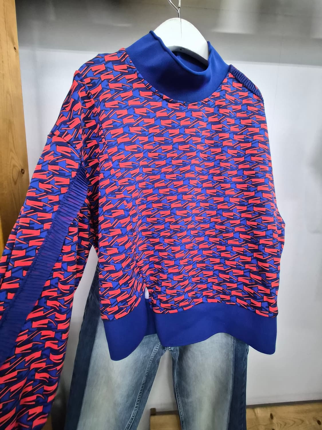 디자이너 소프트 스판프릴 맨투맨. 자라 투톤 데님 상품이미지3