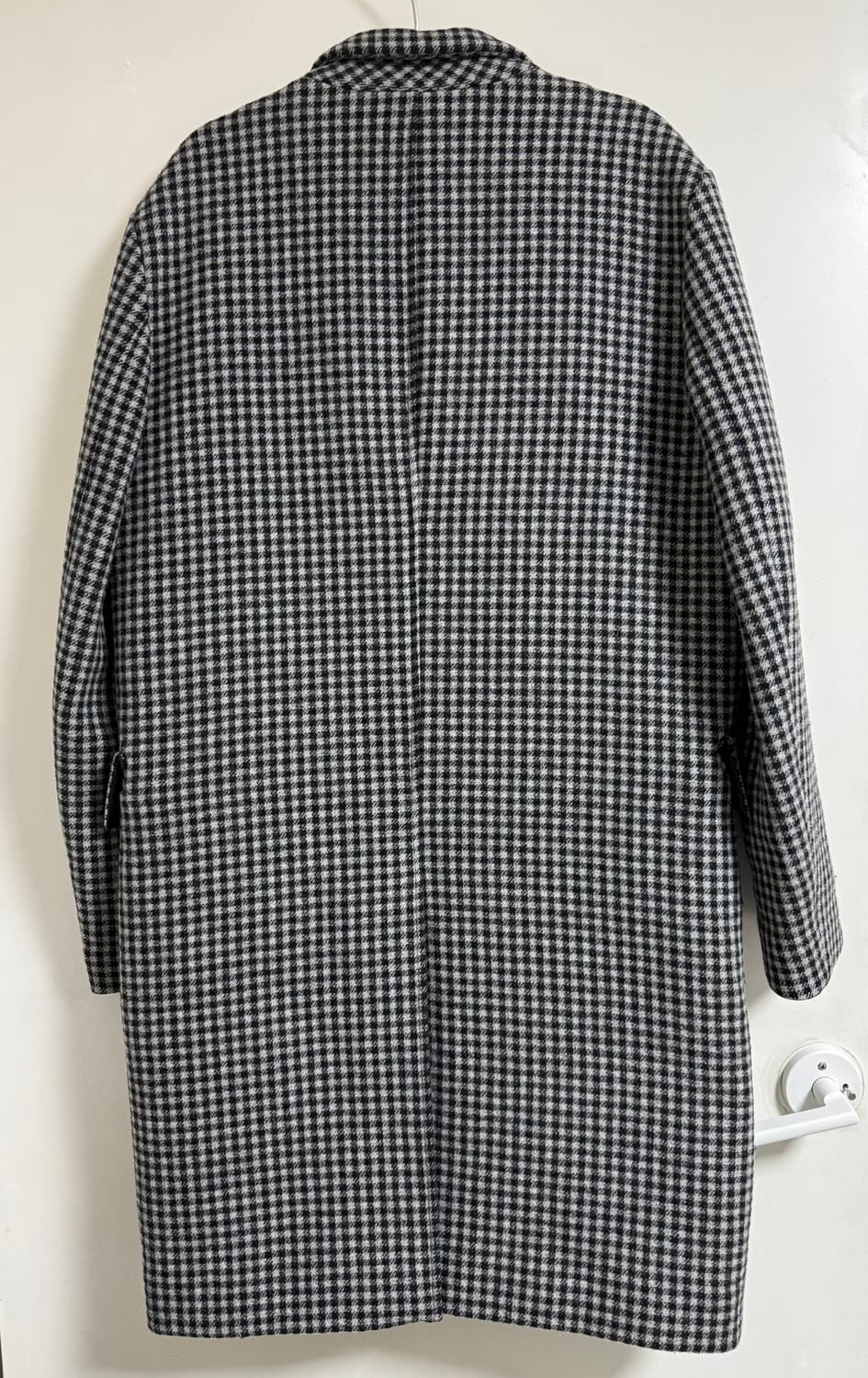 산드로 옴므 구스다운 하운드체크 울 패딩코트L 상품이미지4