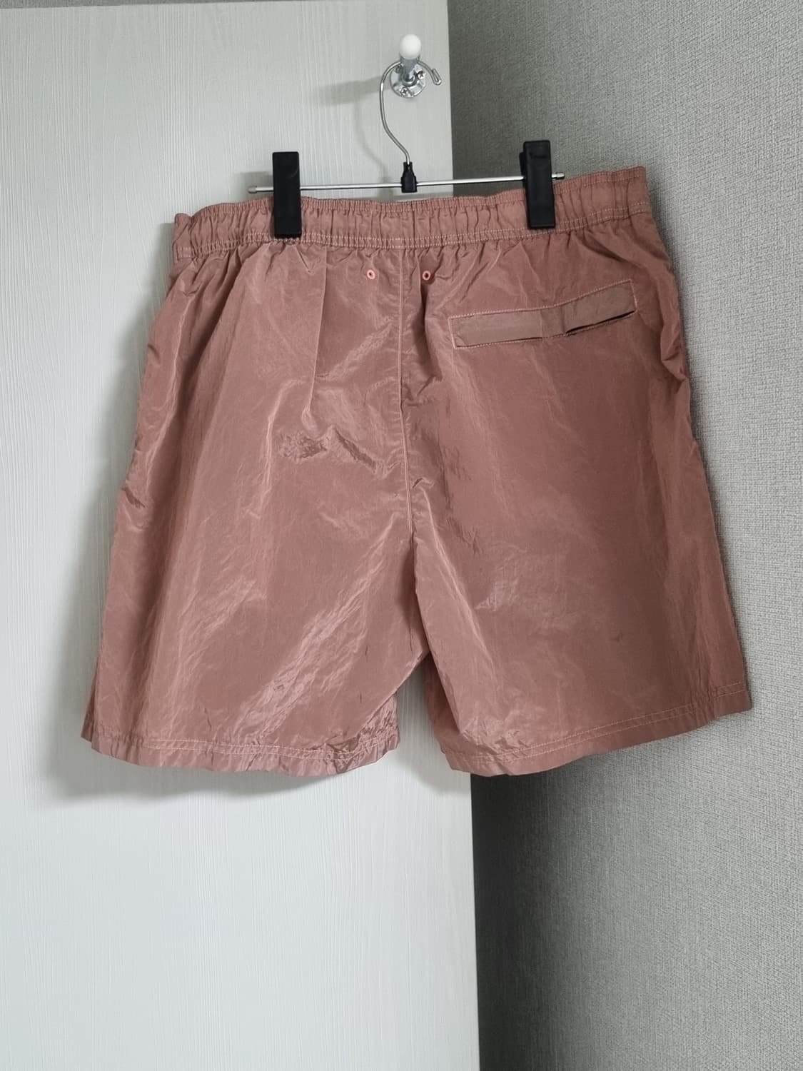 스톤아일랜드 나일론메탈 쇼츠 반바지 상품이미지2