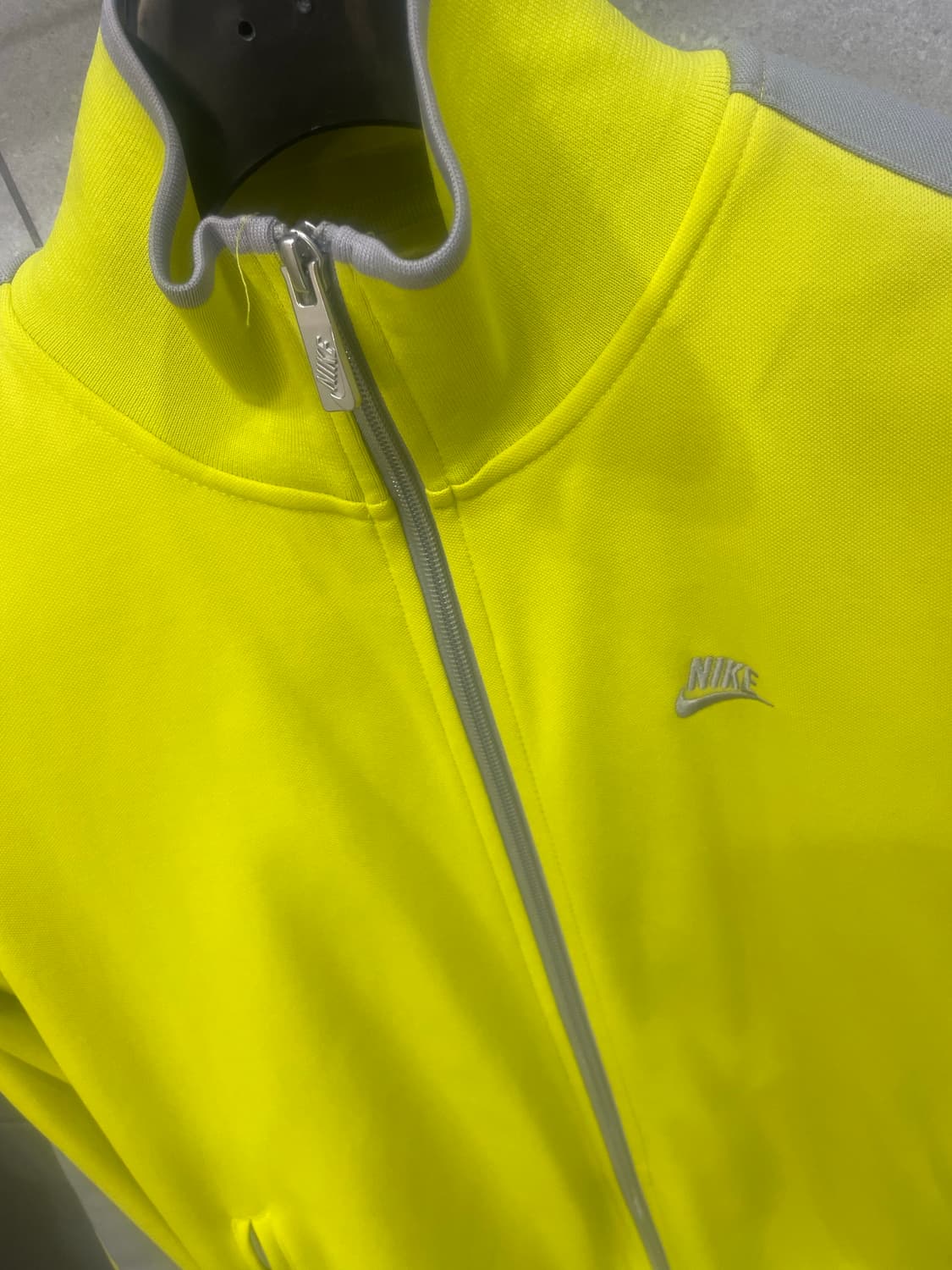나이키 트레이닝 져지 형광 L 상품이미지3