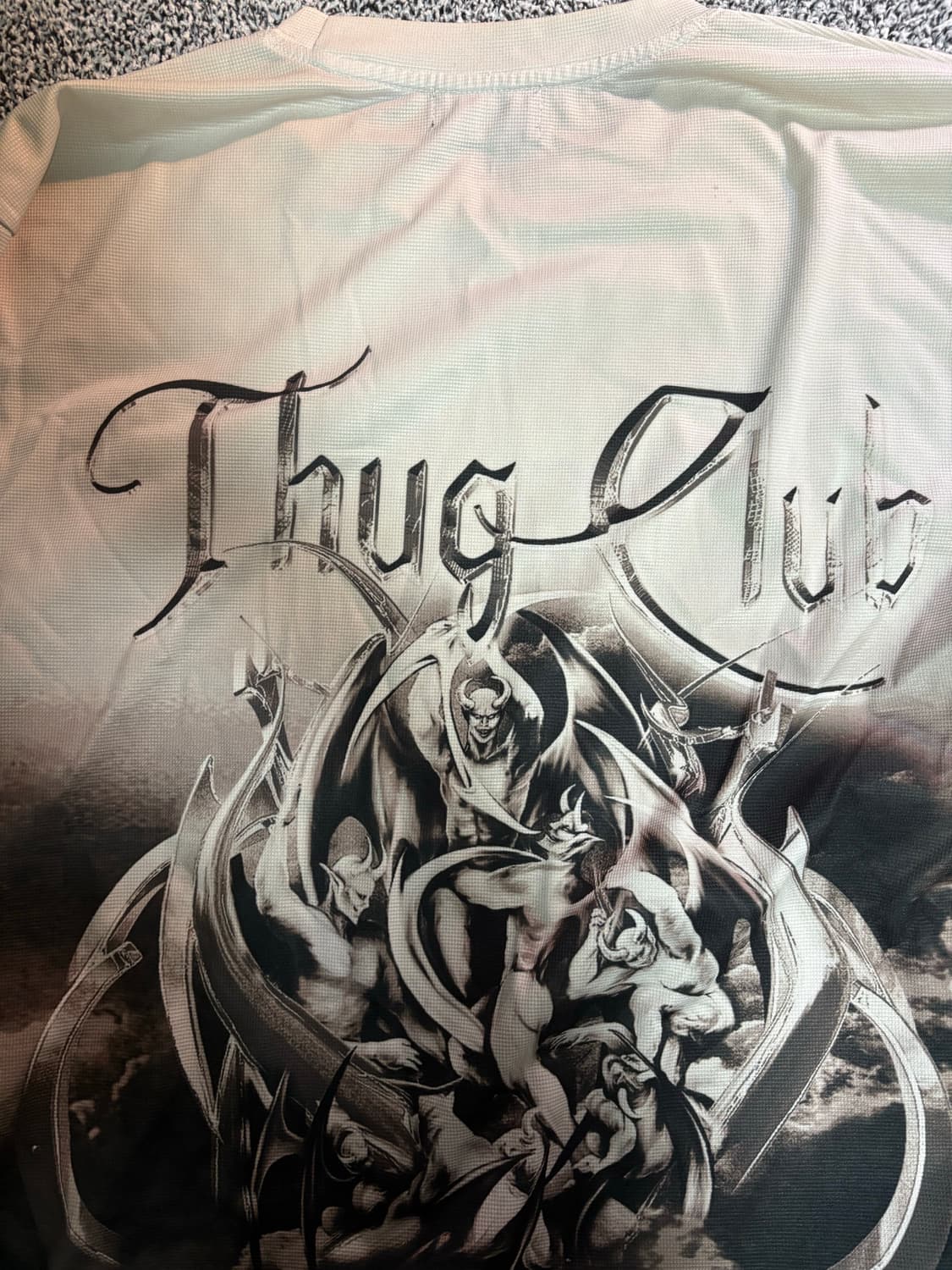 떠그클럽 악마 긴팔 상품이미지2