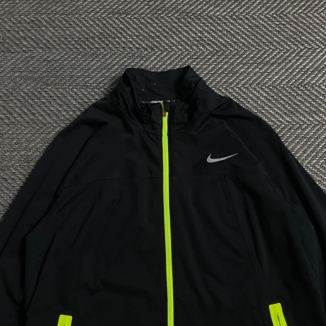 나이키 스카치로고 러닝 트랙 형광 집업 자켓o 4709 상품이미지4
