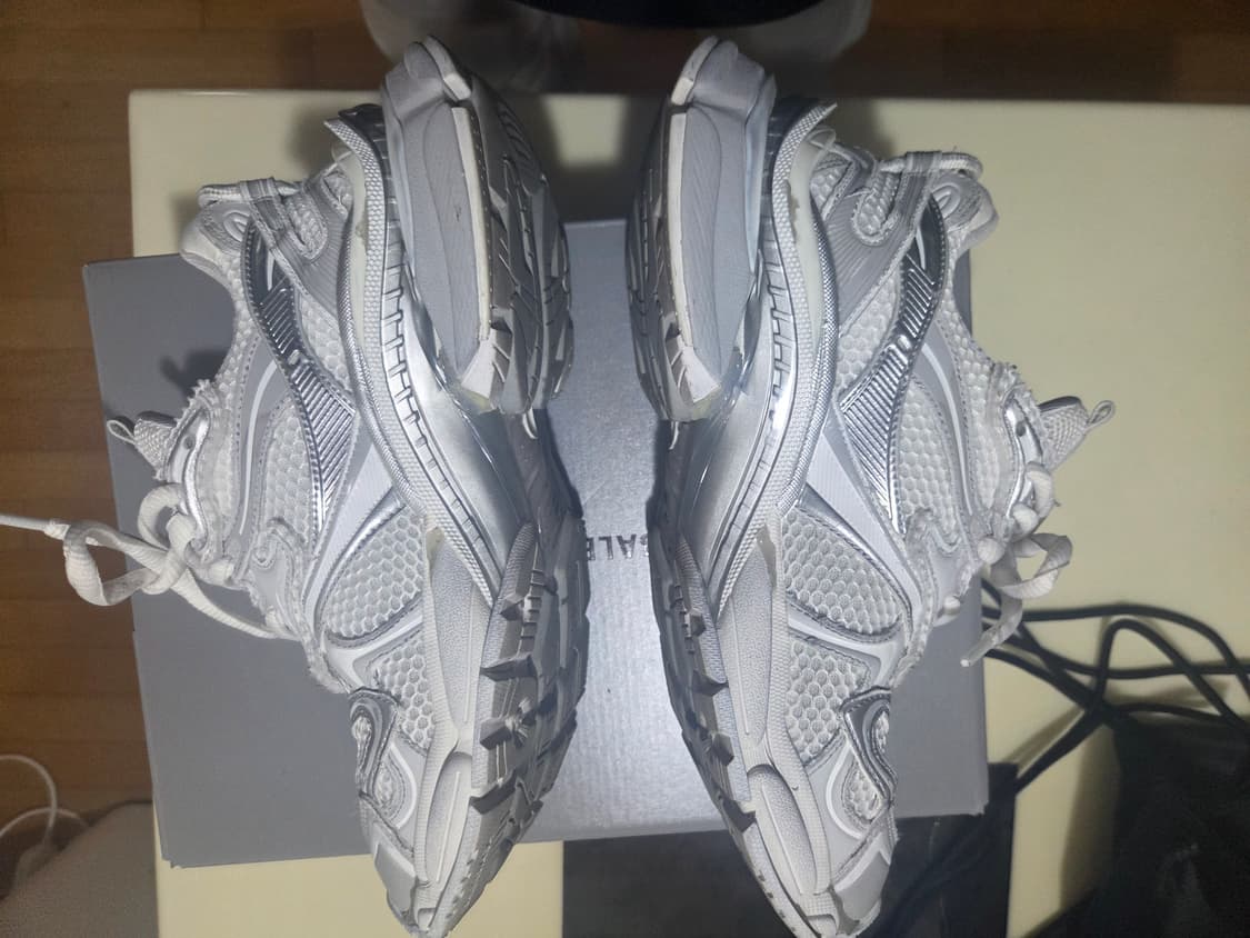 [C41] 발렌시아가 러너 2.0 상품이미지2