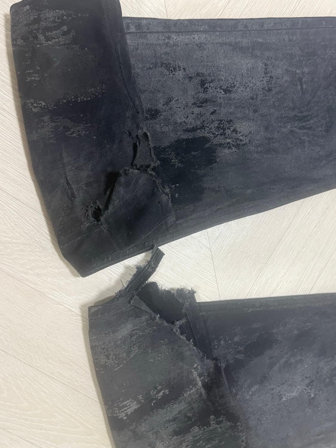 [3] EMOSTANCECLUB COATED FLARE JEANS 상품이미지4