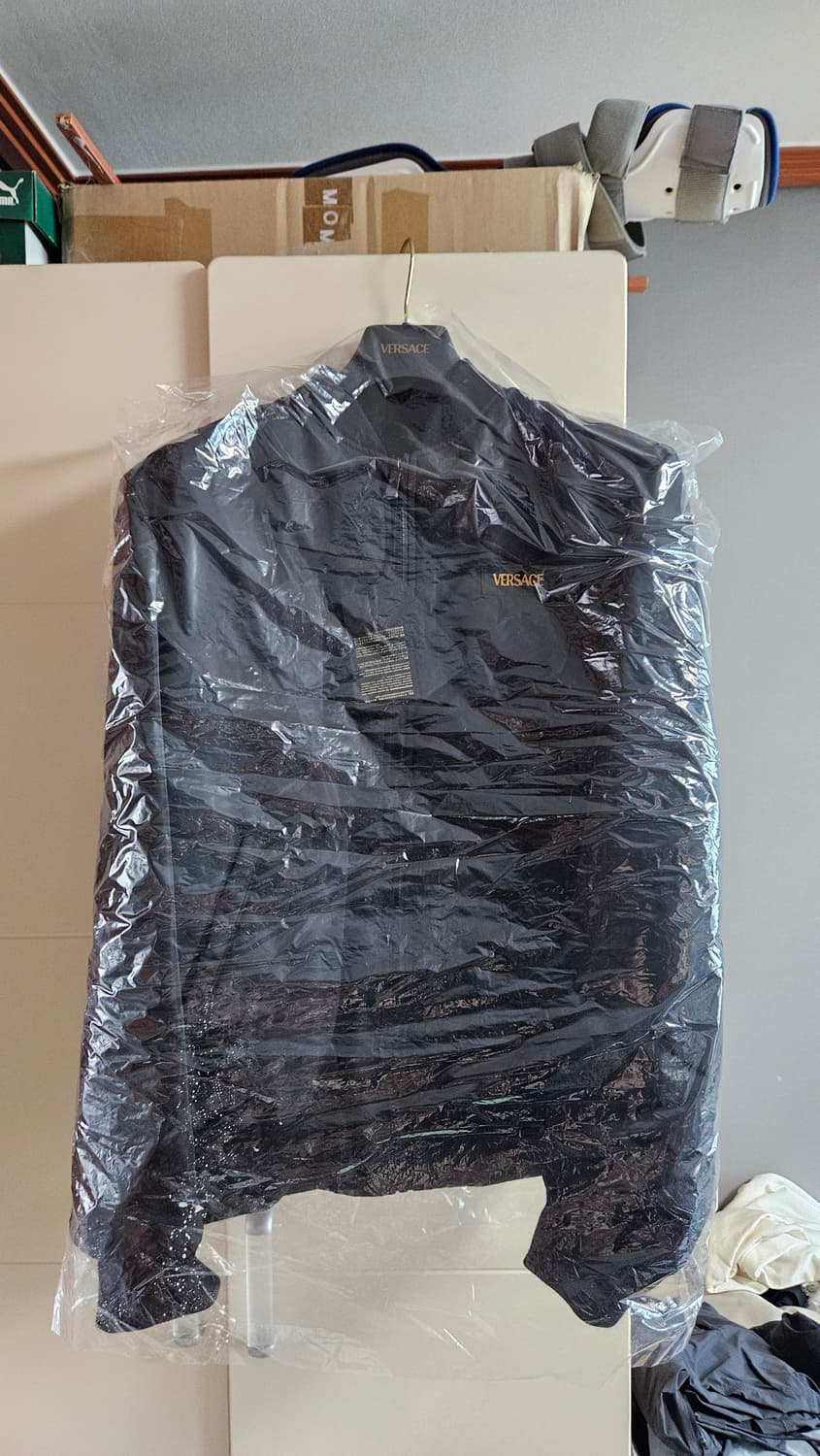 베르사체 메두사 봄버 항공자켓 점퍼 270만원짜리 상품이미지7