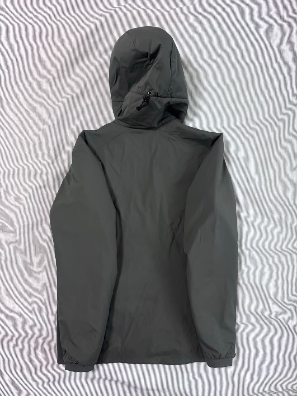 (S급) 아크테릭스 아톰 LT 후디 글리치 M 상품이미지3