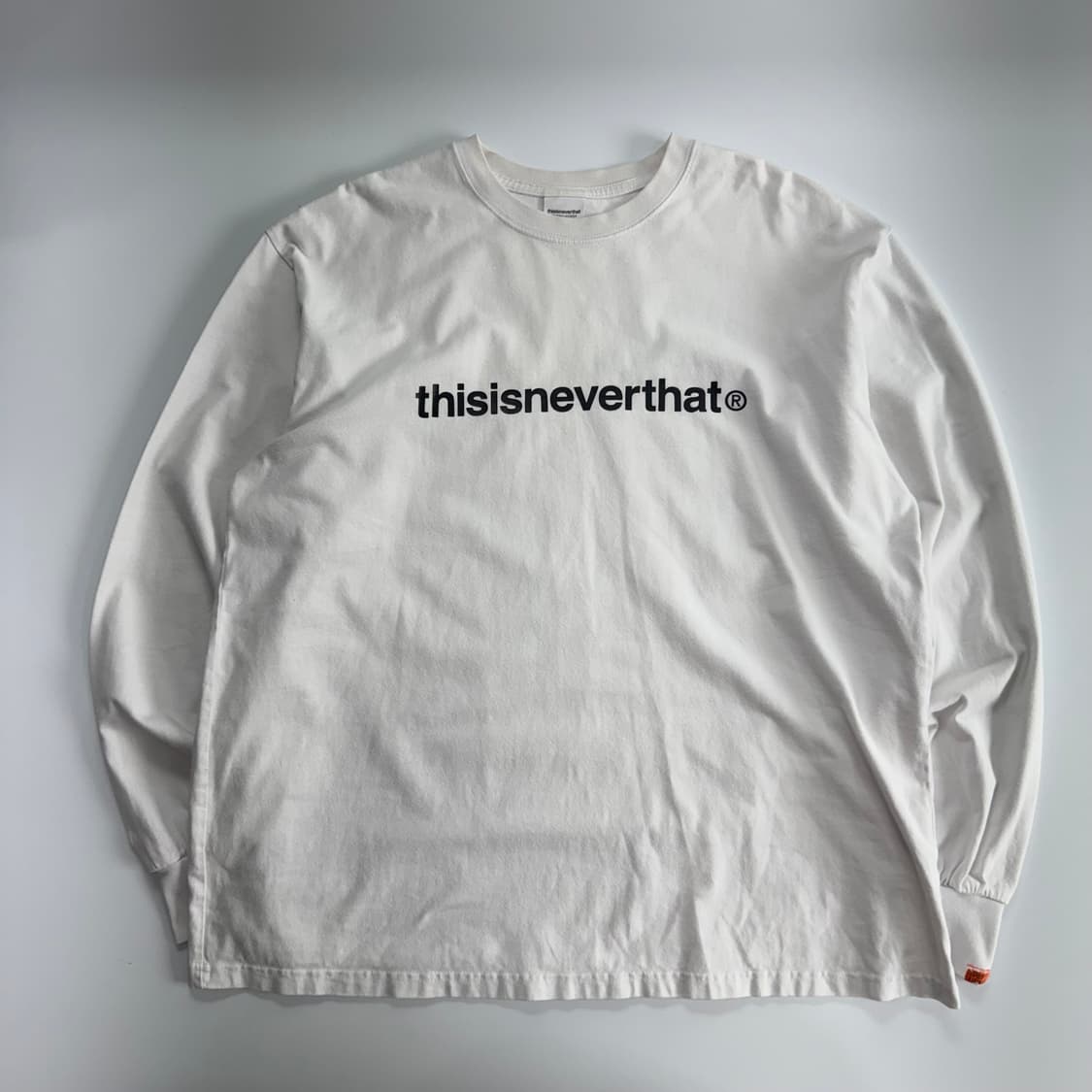 Thisisneverthat 디스이즈네버댓 로고 화이트 롱슬리브  상품이미지3