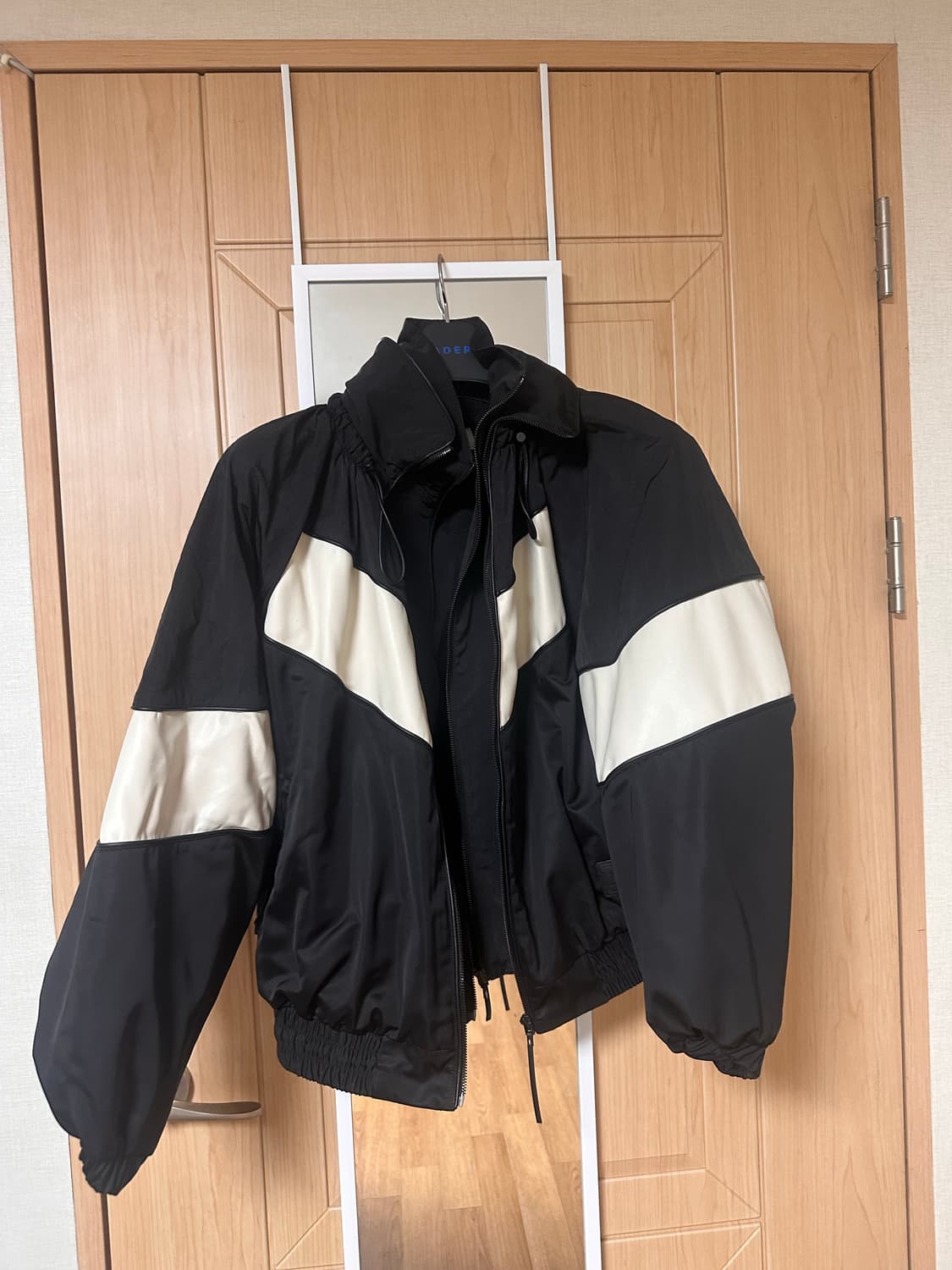 [M] 아더에러 mem 자켓 2nd 상품이미지1