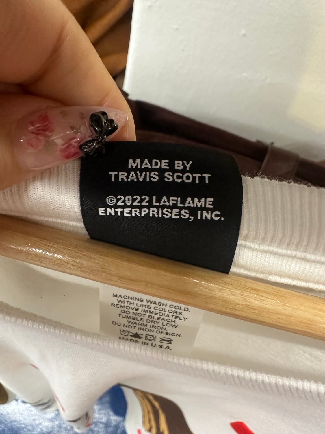 트래비스캇 캑터스잭 더 맥스 반팔티 상품이미지4