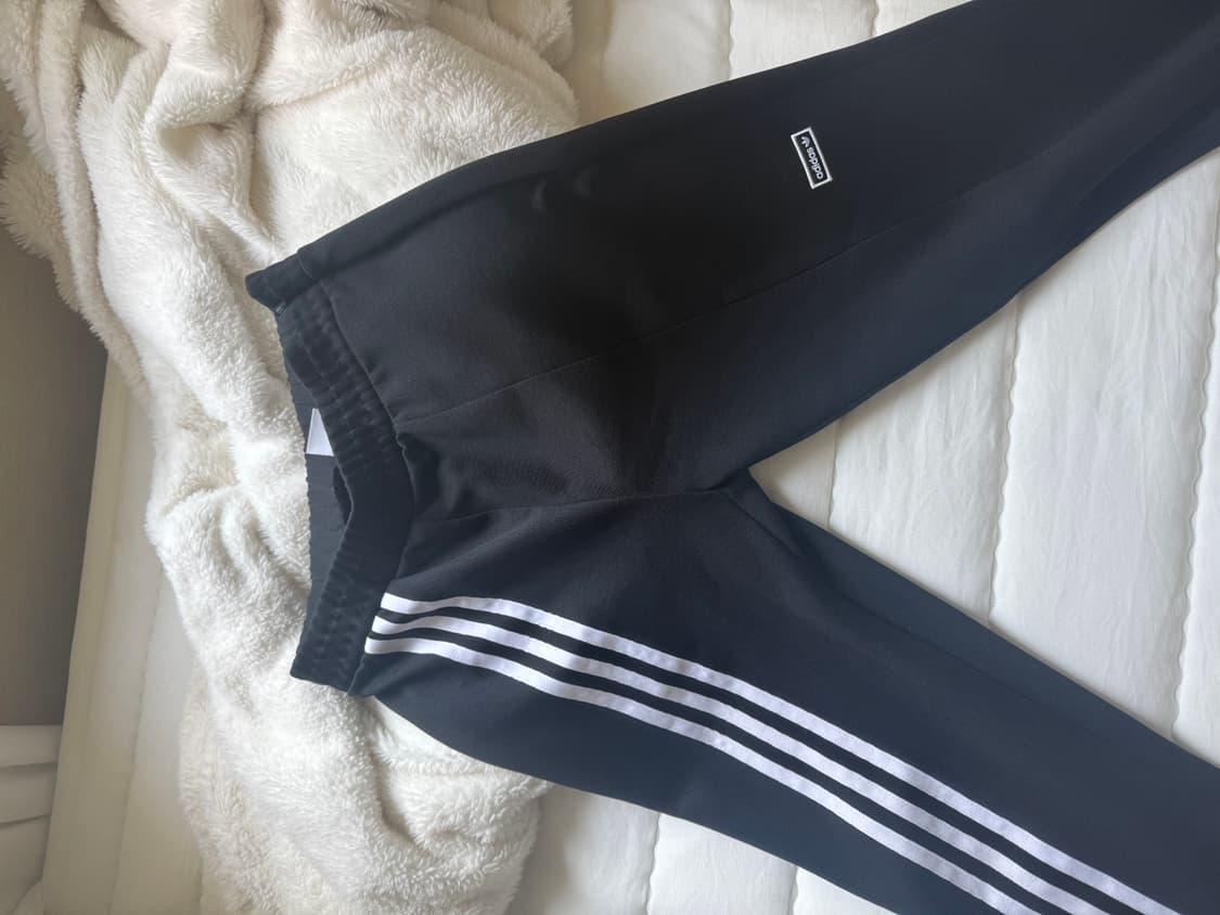 아디다스 부츠컷 트랙팬츠 ( 블랙핑크지수,아이들수진착용) 상품이미지1