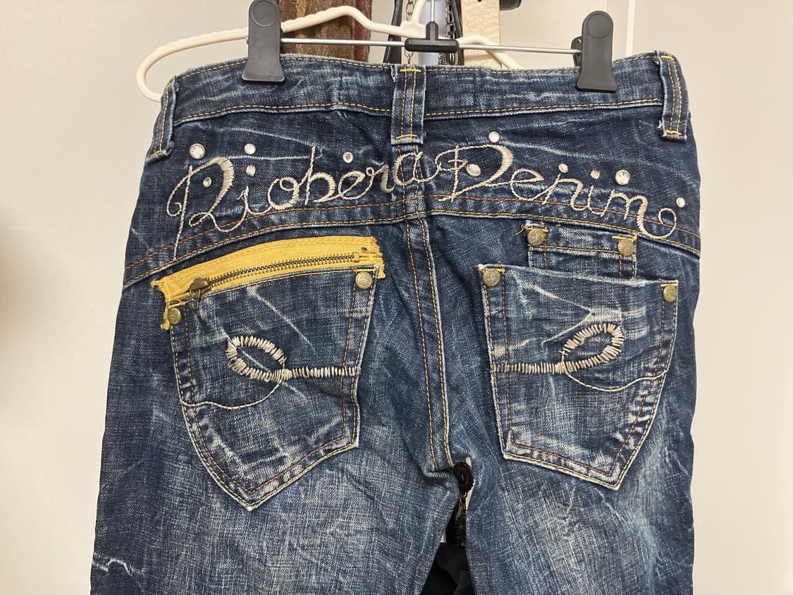 자수디테일 청바지 상품이미지2