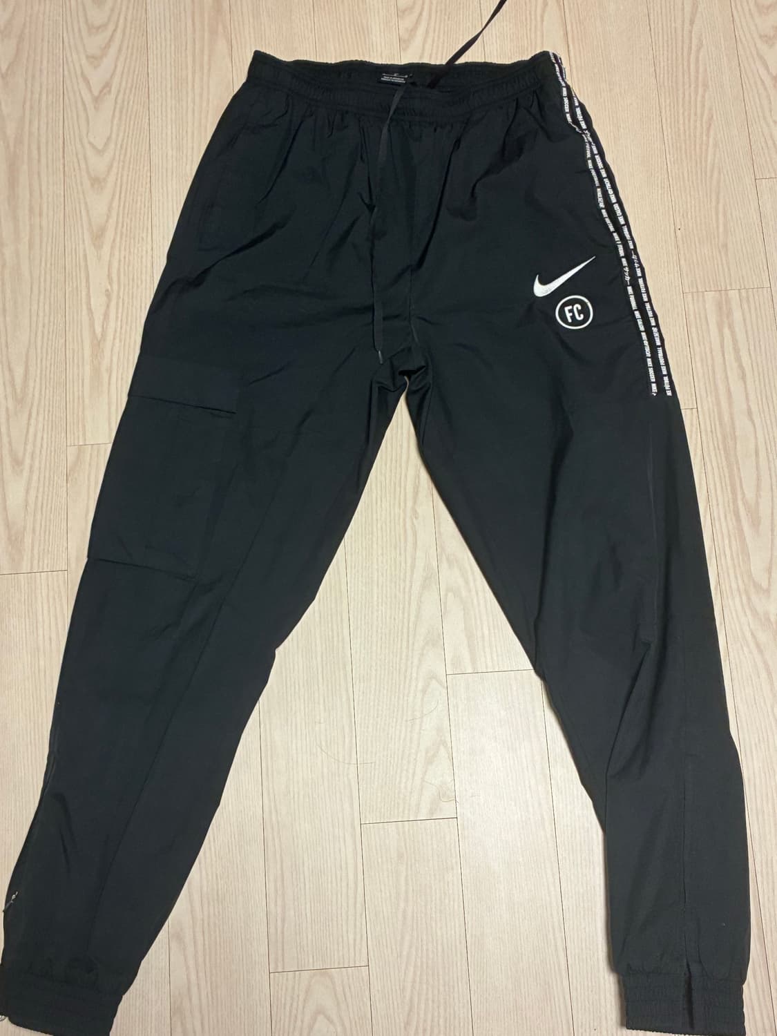 나이키 트레이닝 팬츠 상품이미지1