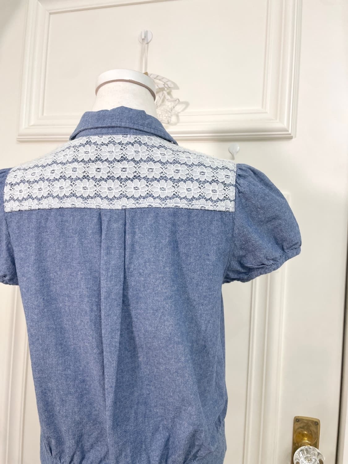 denim lace detail puff sleeve bow shirt 상품이미지5