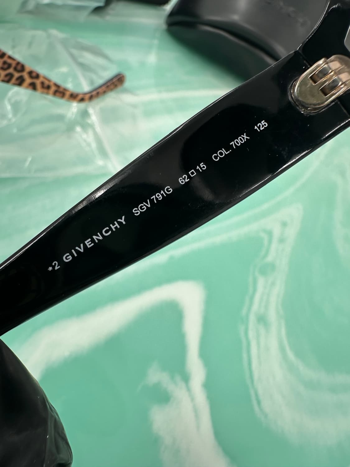 [새상품 무료배송] 지방시 Made in Italy 선글라스 상품이미지7