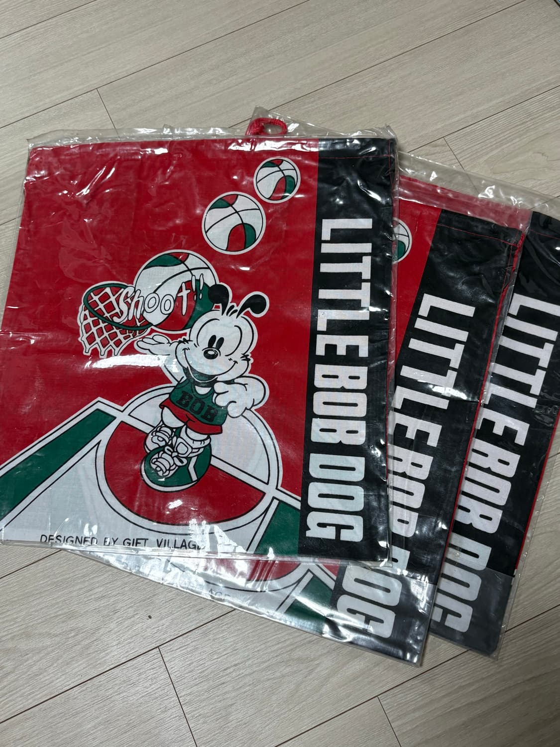 새상품) LITTLE BOB DOG 레트로 파우치 상품이미지3