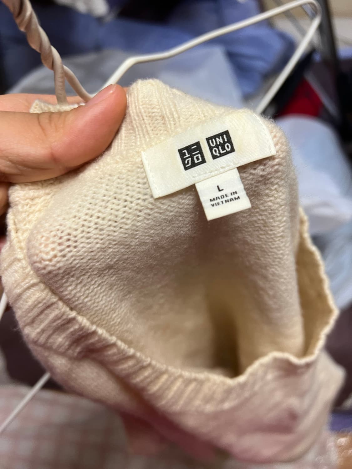 유니클로 램스울 크루넥 니트 3가지 색상  상품이미지8