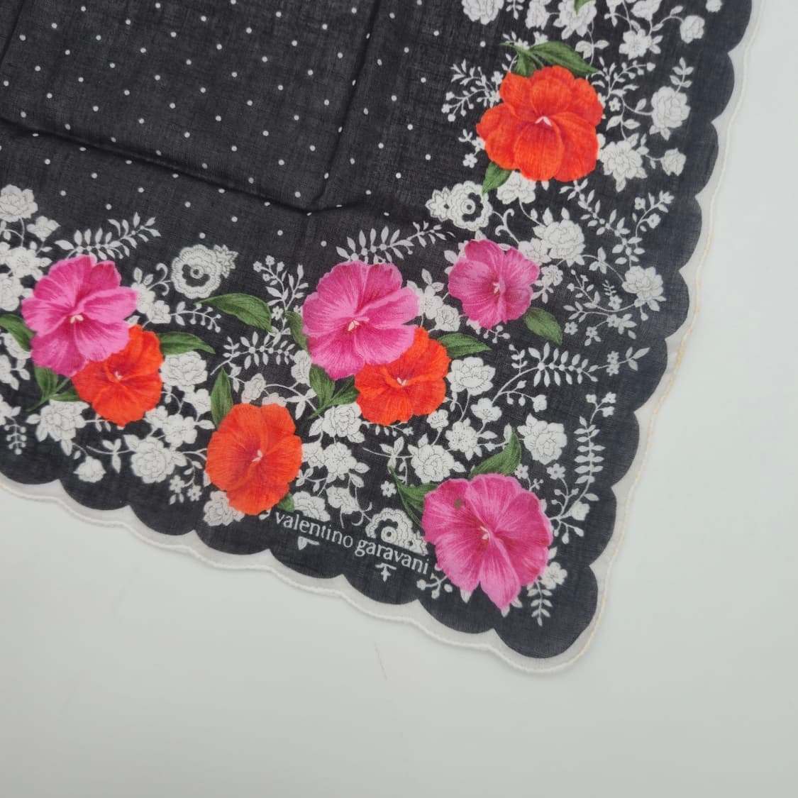 발렌티노 가라바니 손수건 스카프 [FB11735-1228-27] 상품이미지5