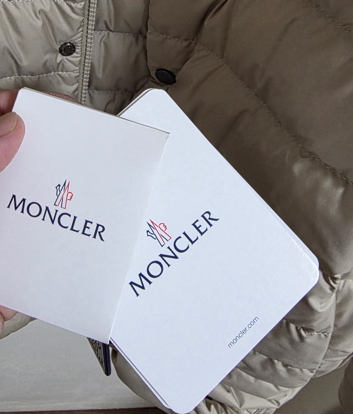 25SS 몽클레르 부르동 다운 셔츠 자켓 라이트 베이지 / 5 상품이미지6