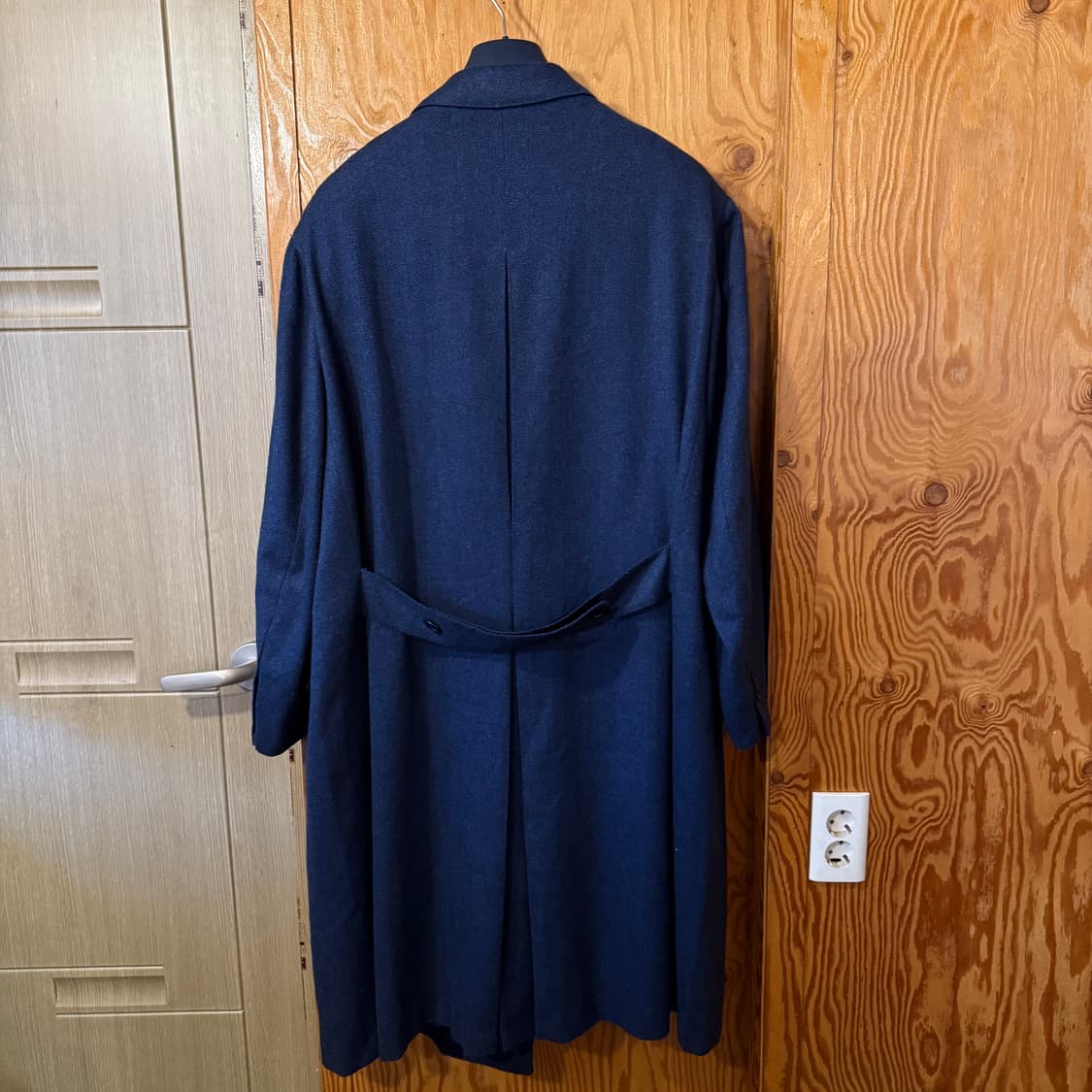 키톤 캐시미어 100% 코트 판매 합니다 상품이미지8