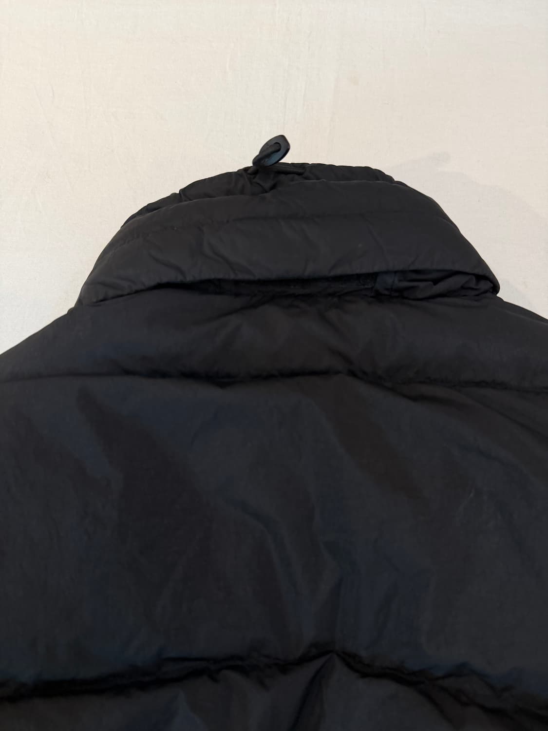 17FW 스톤아일랜드 크링클랩스 가먼트 다이드 패딩 블랙 상품이미지5