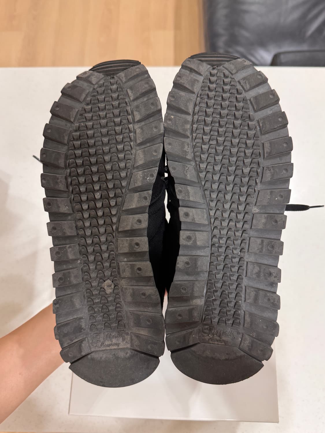 메종 마르지엘라 레플리카 페인트 러너 블랙 상품이미지7