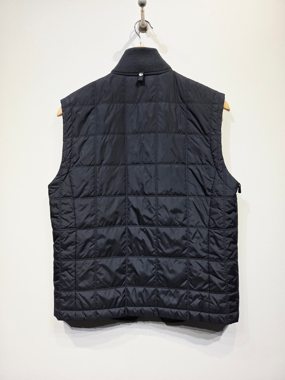 시리즈 스퀘어 퀼팅 패딩 조끼 네이비_100 상품이미지5