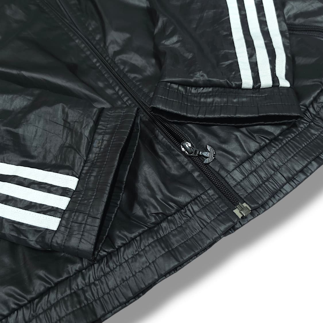 [L] 아디다스 블랙&화이트라인 오리지널 유광 풀집 후드 바람막이 상품이미지6
