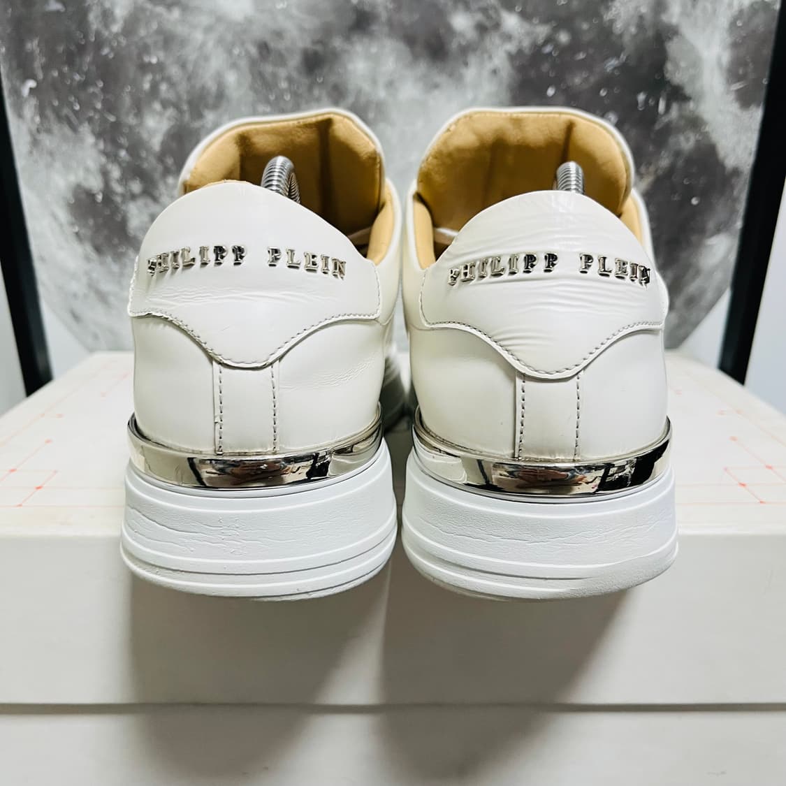 정품 40) 필립플레인 메탈 스컬 로고 스니커즈 255~260 상품이미지4