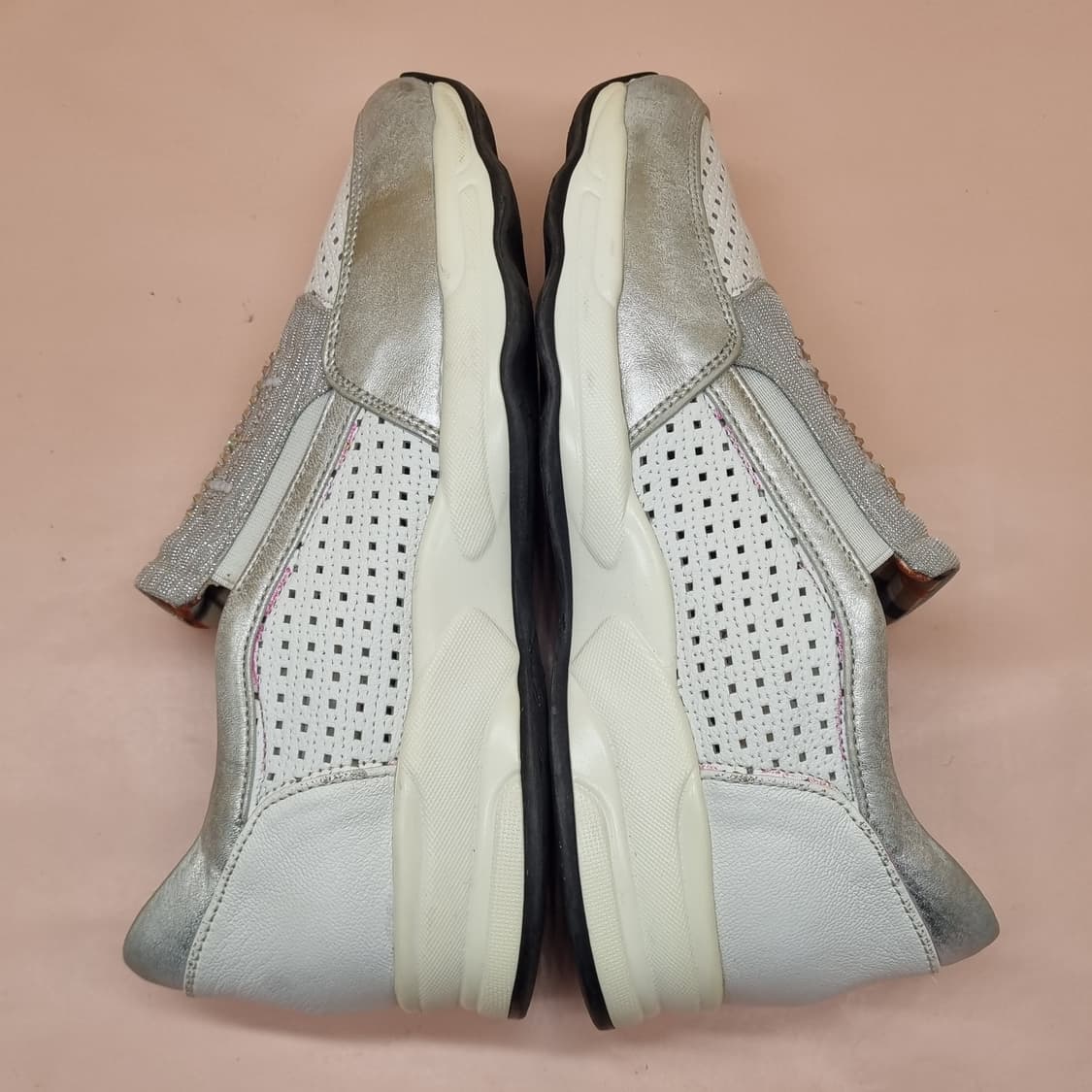 닥스 펀칭 여성슬립온 240 상품이미지5