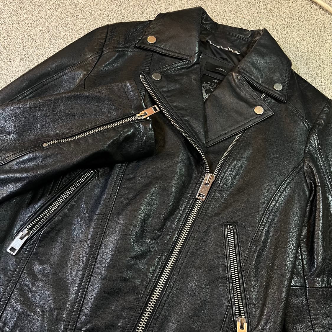 DIESEL 디젤 버팔로우 가죽 라이더 자켓 상품이미지3