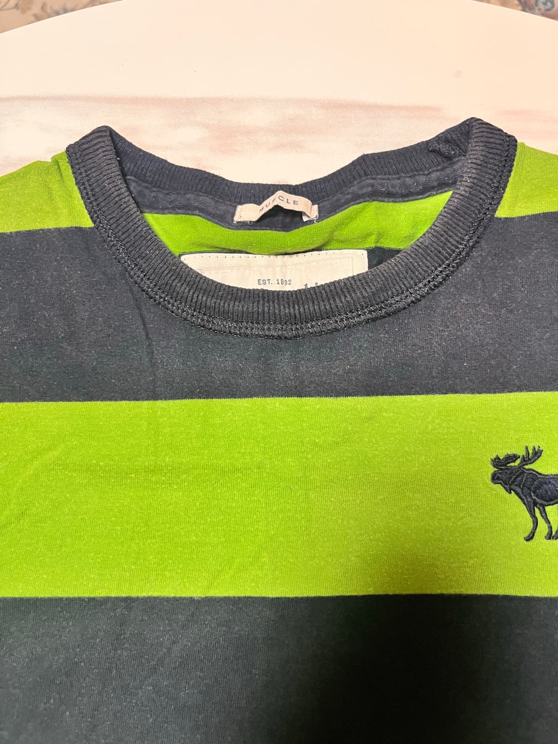 아베크롬비 반팔티 M 상품이미지3