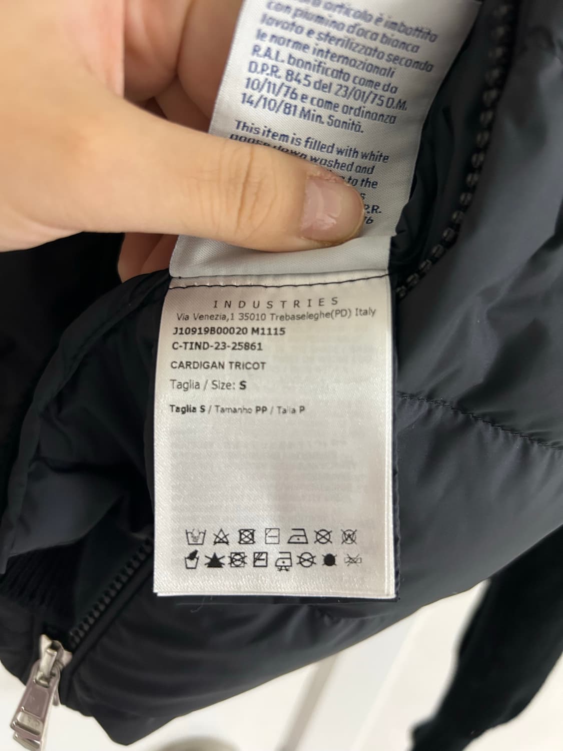 몽클레어 24SS 패딩 니트 가디건 블랙 95 사이즈 상품이미지8