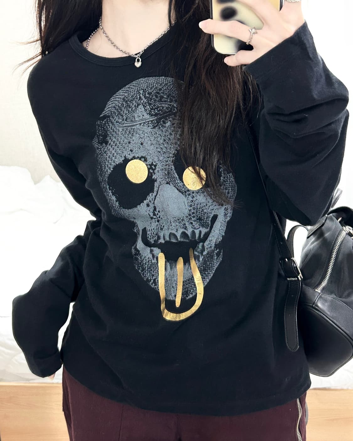 비비안웨스트우드 스컬 블랙 롱슬리브 상품이미지3