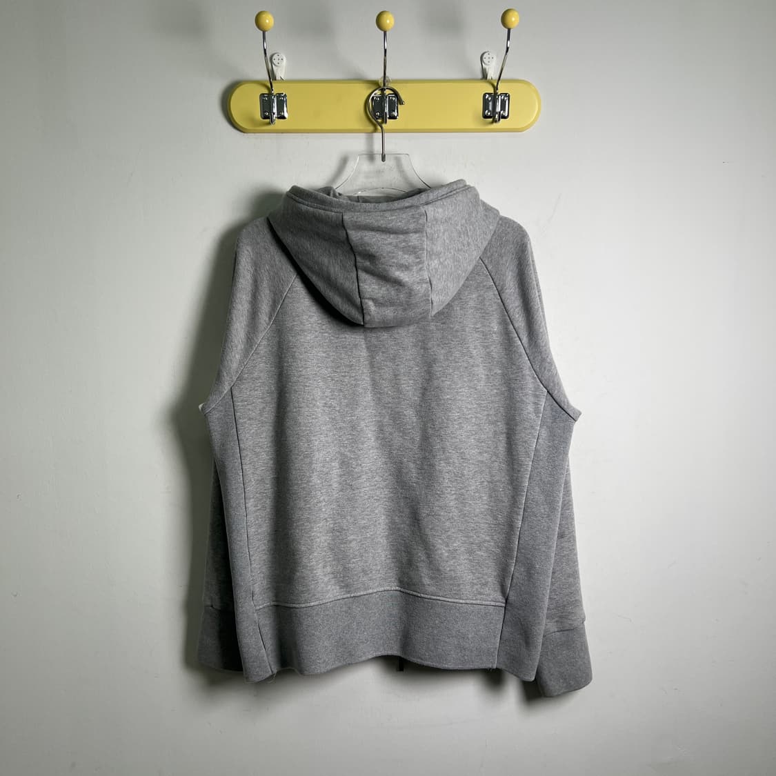 THOM BROWNE 톰브라운 사선 완장 클래식 후드 집업  상품이미지2