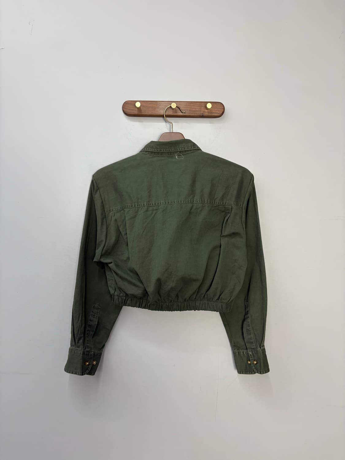 칼하트 커스텀 투웨이 카키 크롭 자켓 A2840 상품이미지4