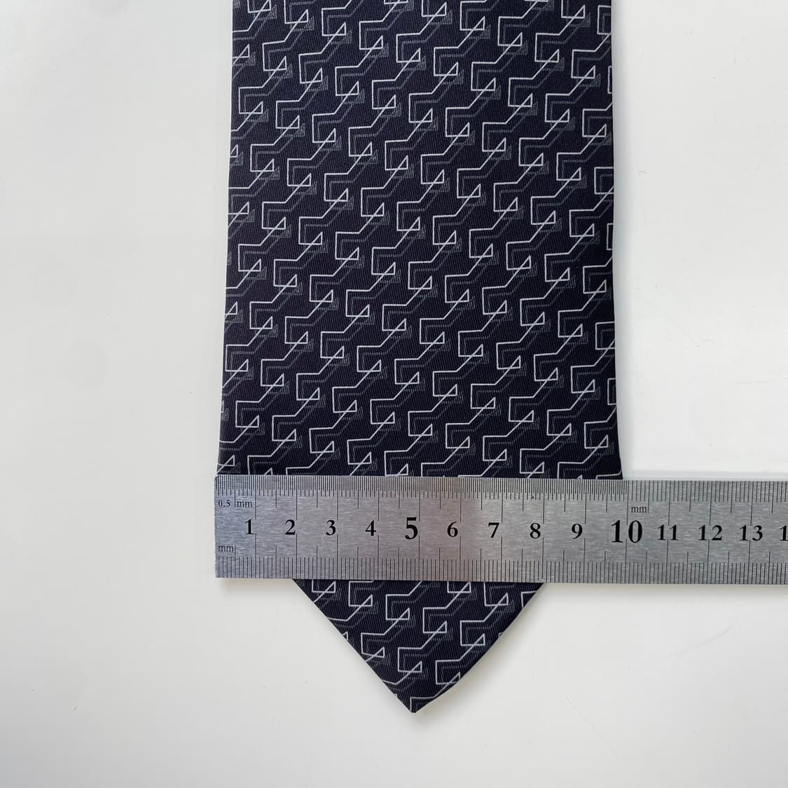 구찌(GUCCI) G모노그램 명품 정품 블랙넥타이 상품이미지8