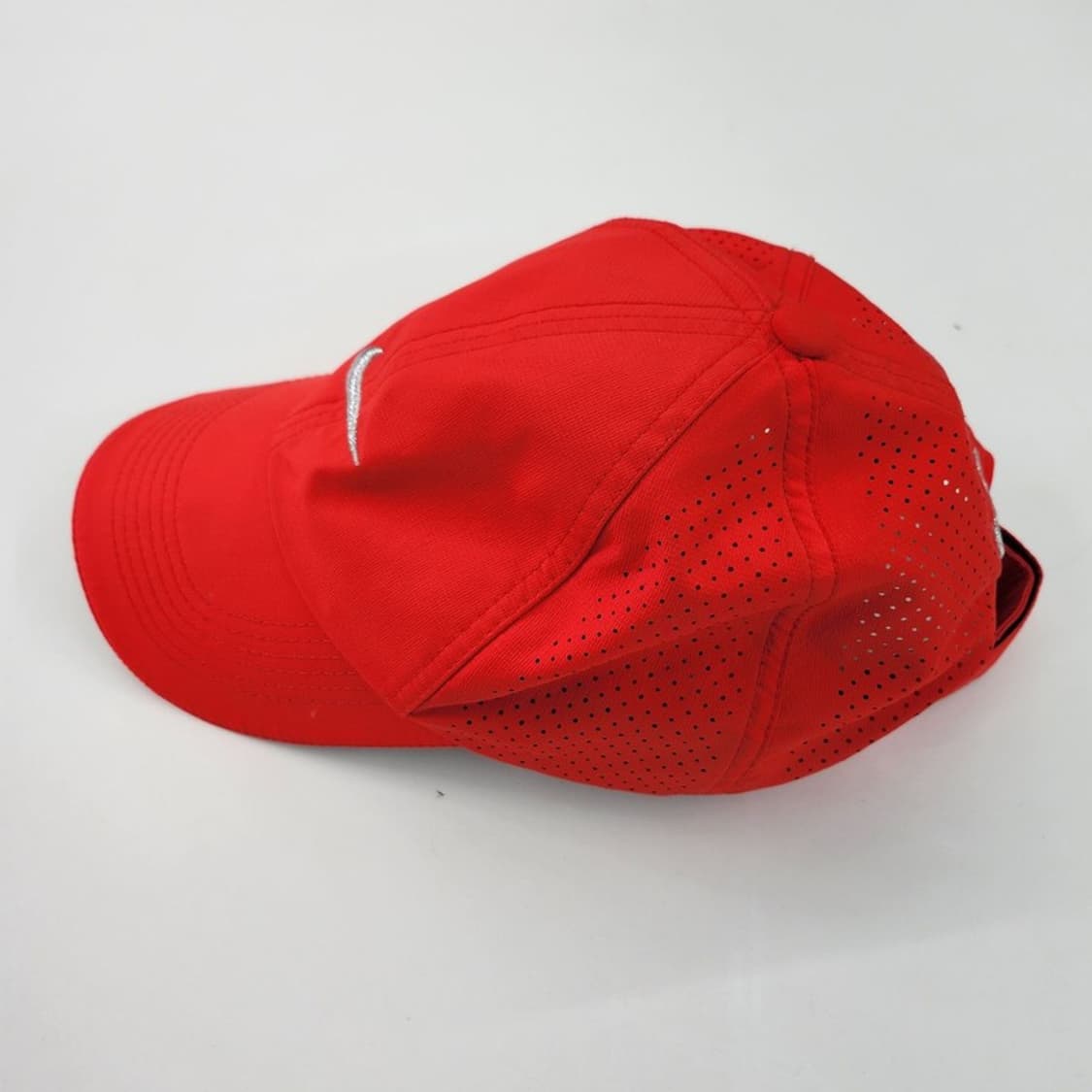 NIKE 레드 골프 캡 FREE 상품이미지3