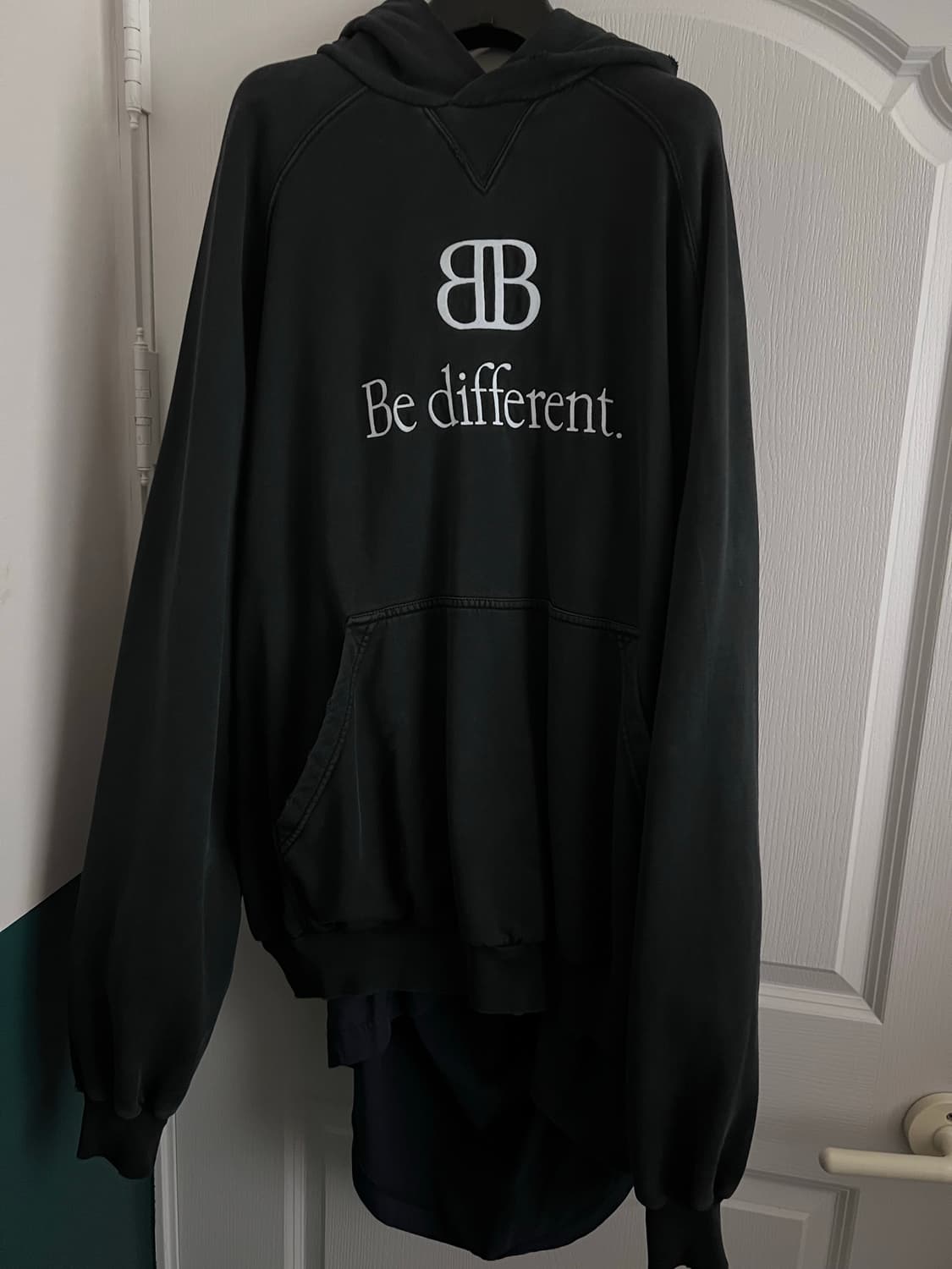 발렌시아가 비디프런트 후디 런웨이버전 상품이미지1