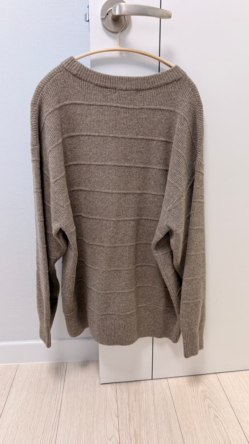 유니클로 램스울 크루넥 스웨터 카키 상품이미지6