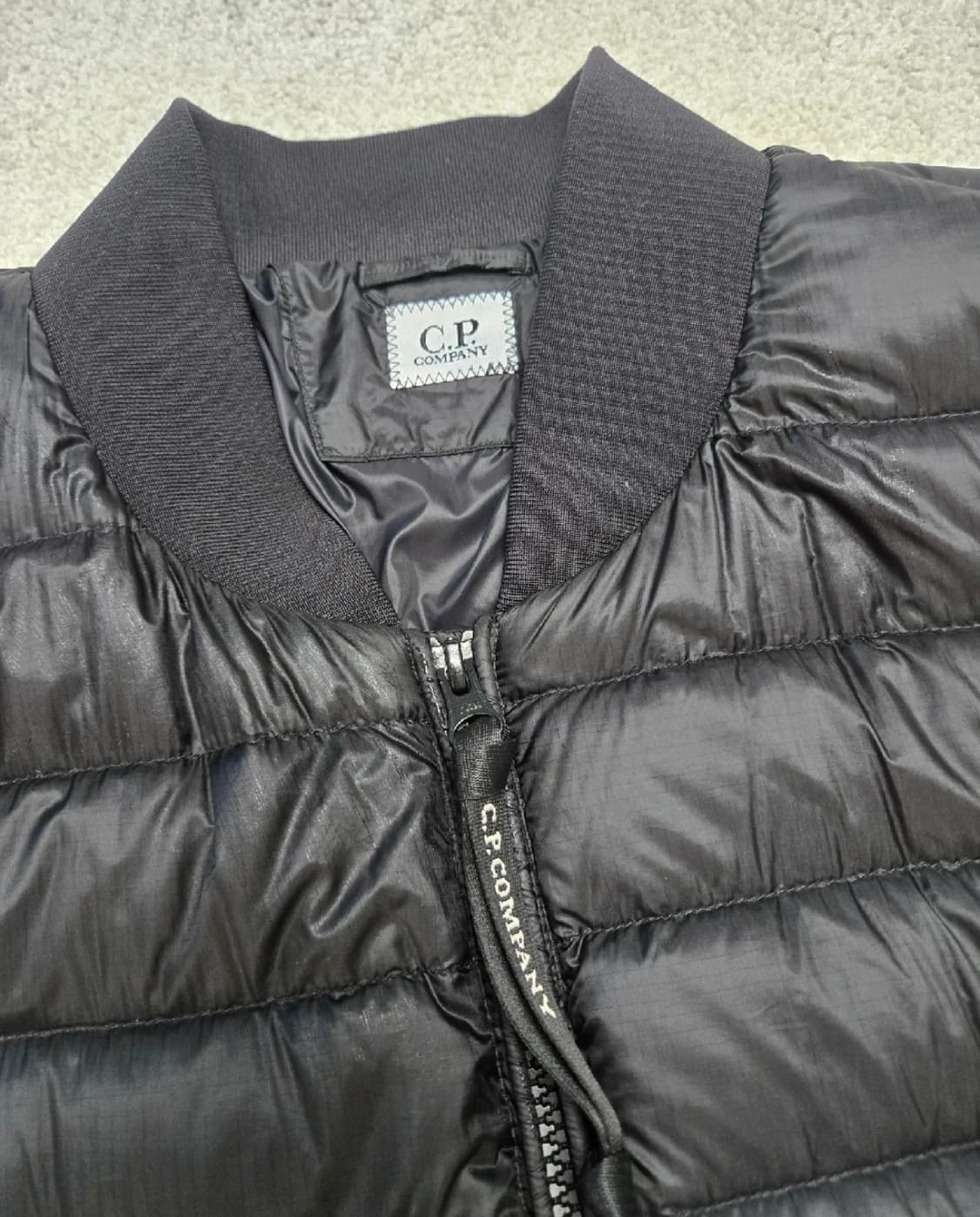 CP컴퍼니 경량패딩 상품이미지3