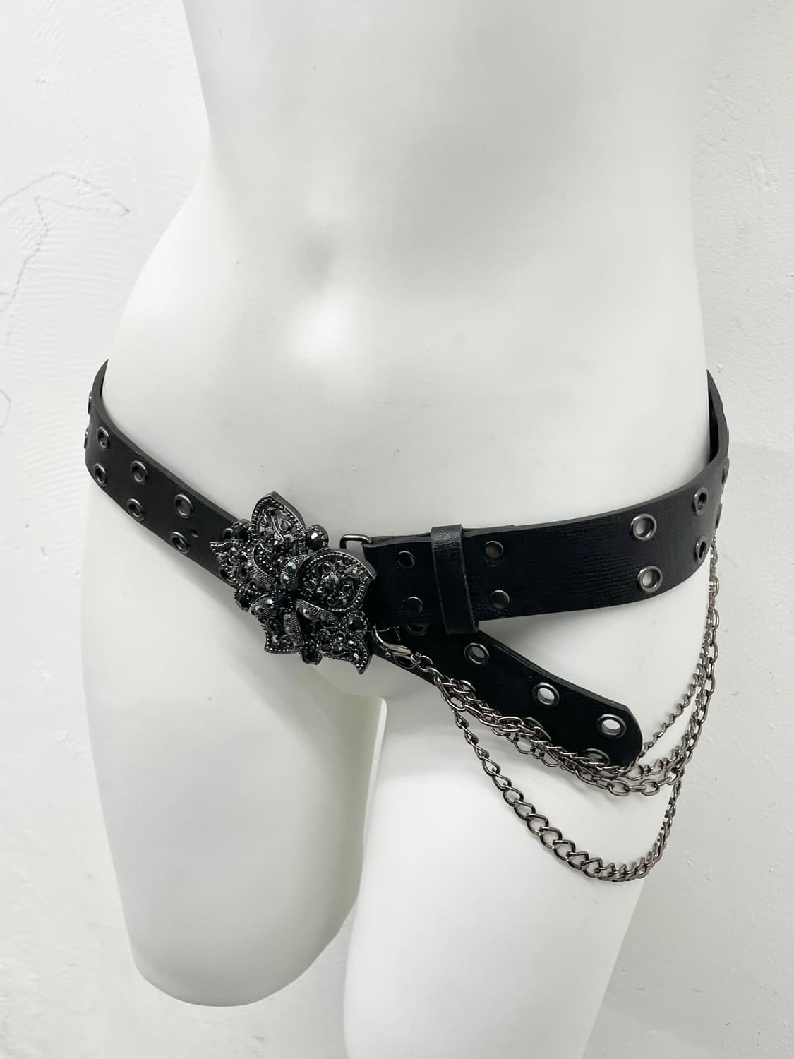 블랙페어리 펀칭 체인 버클 벨트 상품이미지2