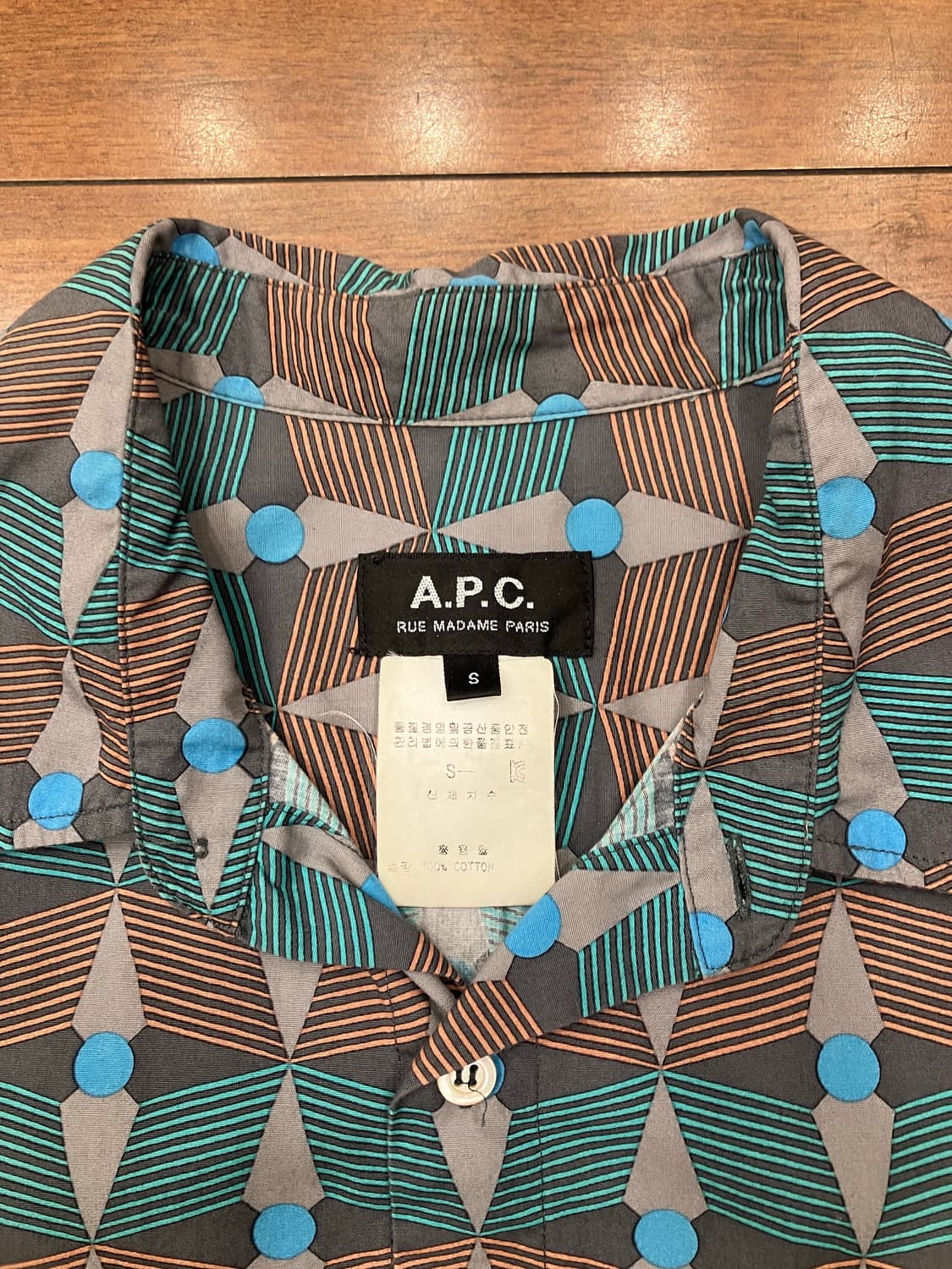 아페쎄 반팔 셔츠 상품이미지3